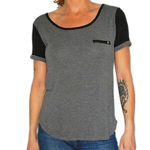 Nicole Miller Medium Scoop Neck Shirt Dark Grey